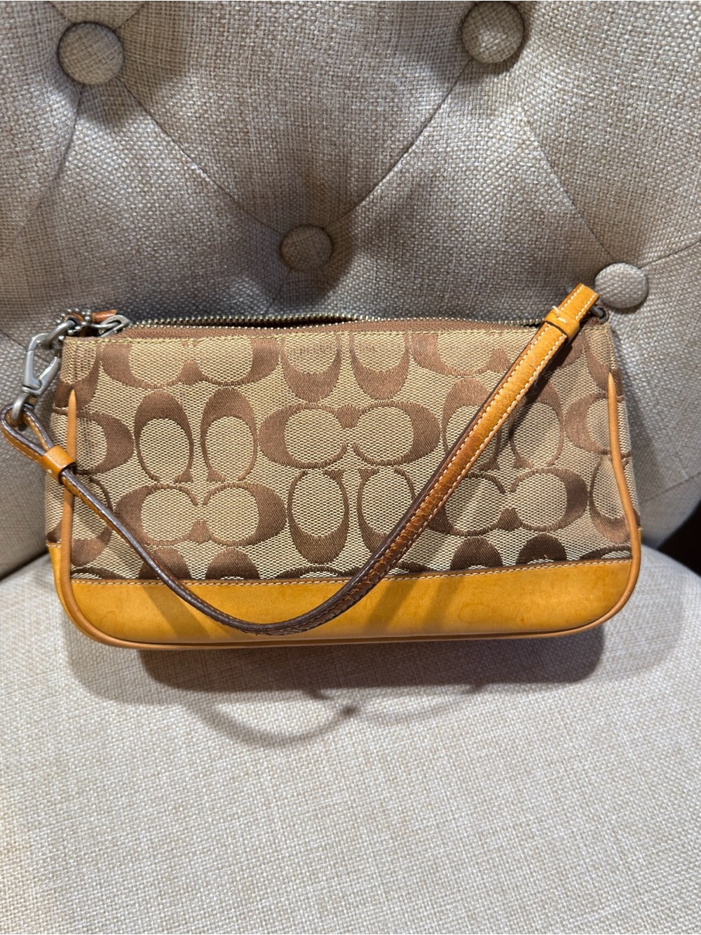 Coach Y2K Hampton Mini Signature Wristlet Brown Canvas Leather Pochette Bag 2004 - Picture 2 of 16